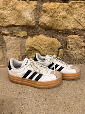 adidas White Sneakers with Black Stripes and Gum Platform